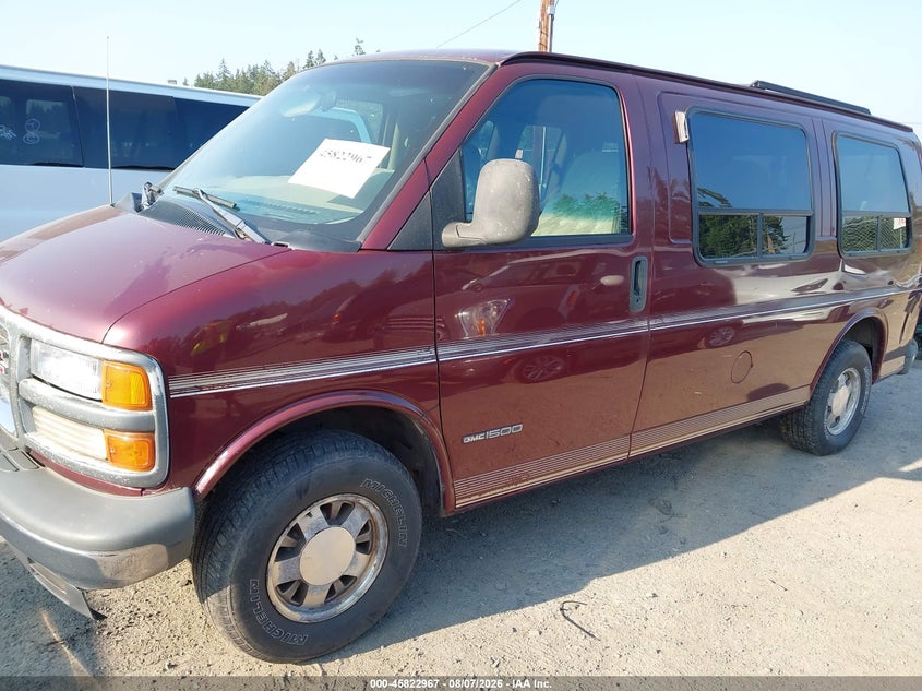 1997 GMC Savana Yf7, Normal Wear & Tear, IAAI, VIN 1GDFG15R7V1061538 — photo 2