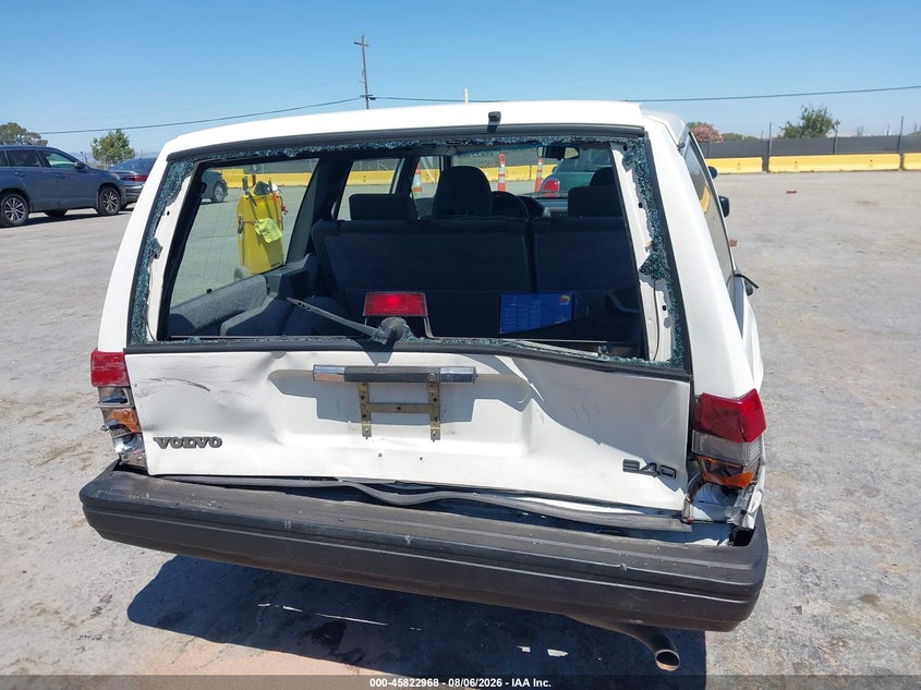 1994 VOLVO 940 auction photo 6