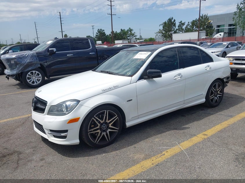 MERCEDES-BENZ C 350 2013 VIN WDDGF5HB7DA842680