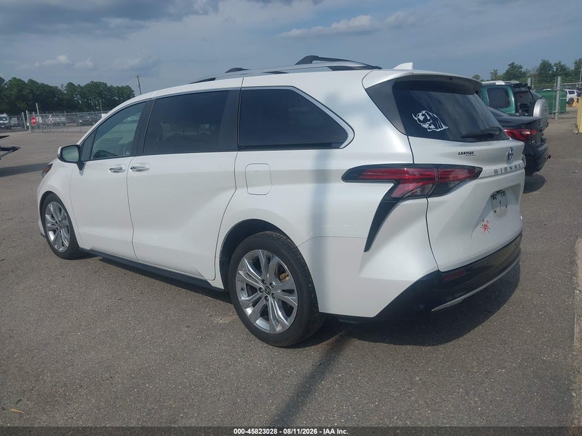 TOYOTA SIENNA - zdjęcie 3