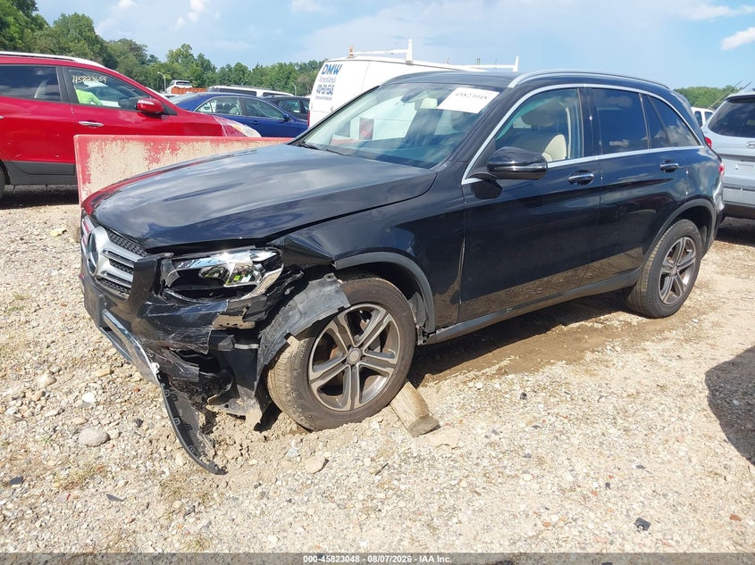 Vin: wdc0g4kb5gf033076, lot: 46321929, mercedes-benz glc 300 4matic 20162