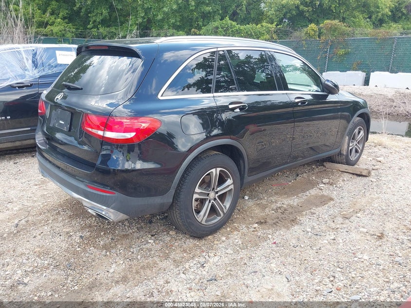 Vin: wdc0g4kb5gf033076, lot: 46321929, mercedes-benz glc 300 4matic 20164