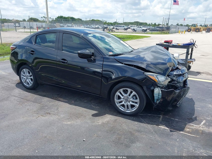 Vin: 3mydlbyv8hy156455, lot: 46321949, toyota yaris ia 2017 img_1