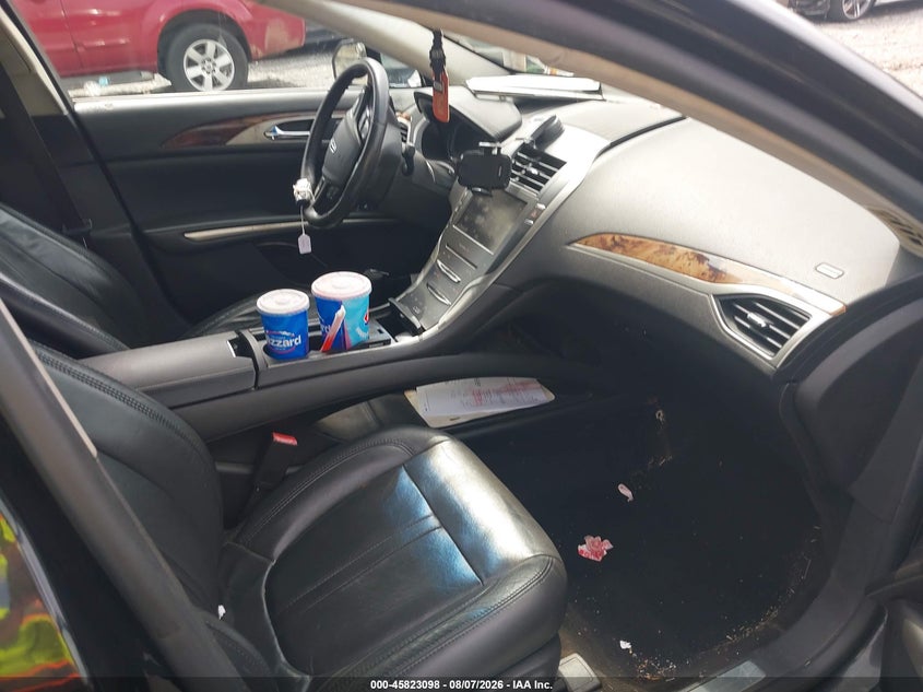 2014 LINCOLN MKZ auction photo 5