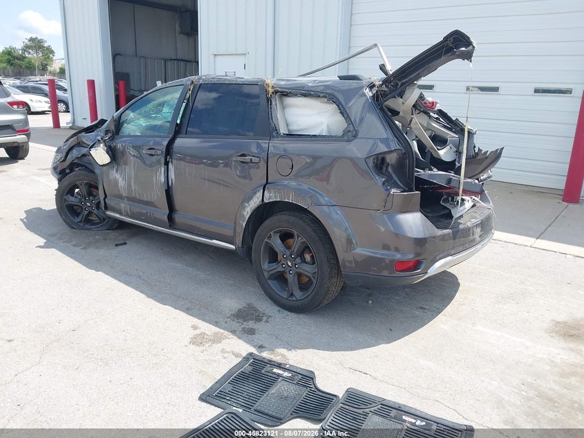 Vin: 3c4pdcgb0lt271353, lot: 46322002, dodge journey crossroad 20203