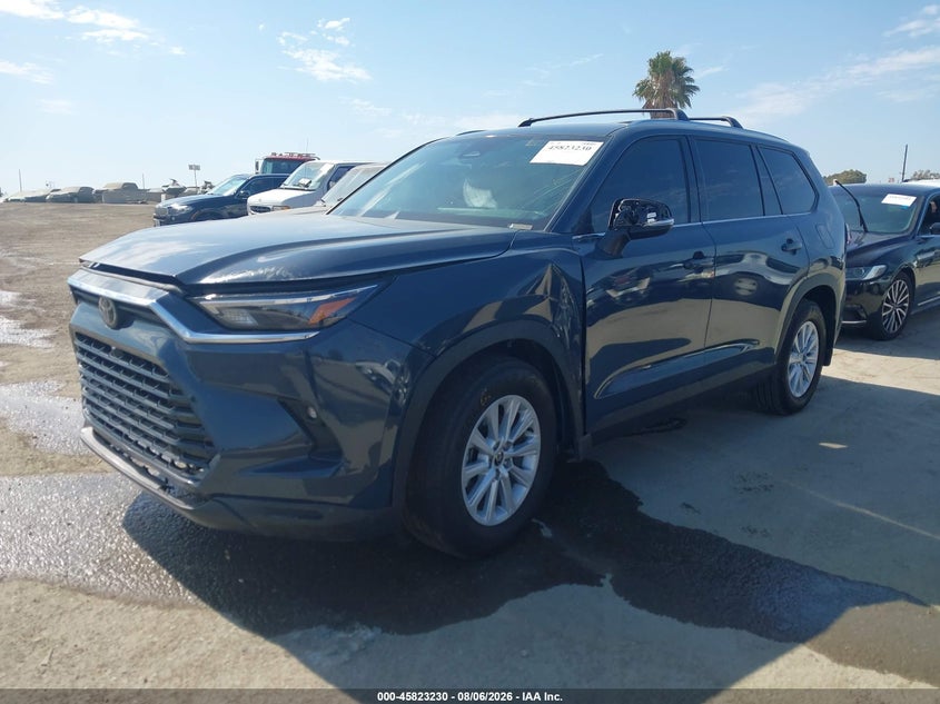 2026 TOYOTA GRAND HIGHLANDER HYBRID auction photo 2