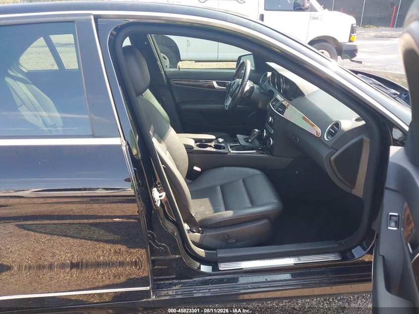 2014 MERCEDES-BENZ C 250 auction photo 5