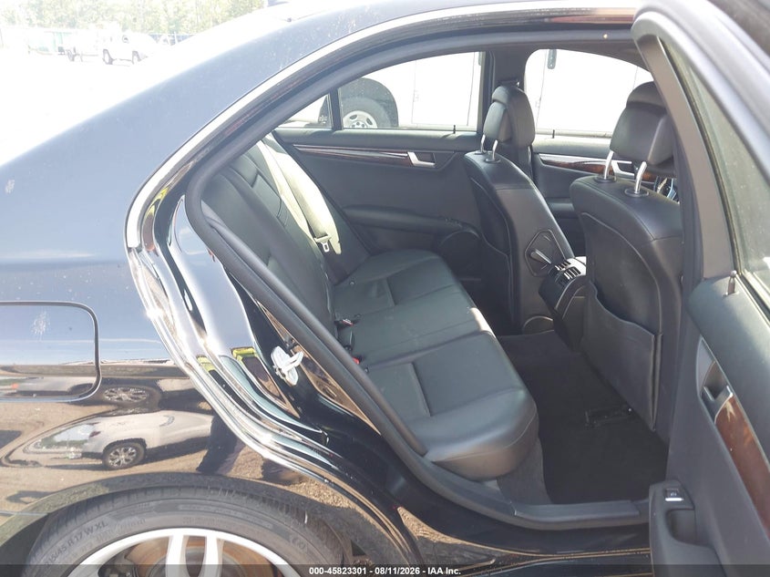 2014 MERCEDES-BENZ C 250 auction photo 8