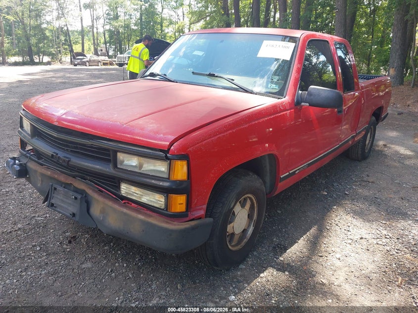 1997 CHEVROLET C1500 auction photo 2