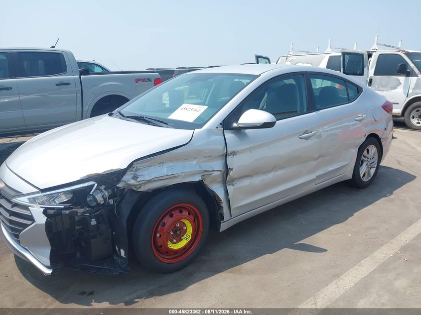 2019 HYUNDAI ELANTRA auction photo 6