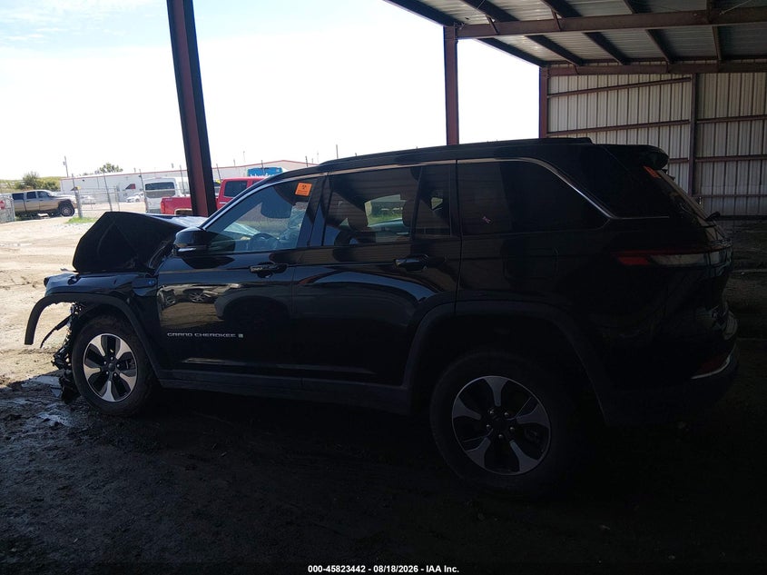 JEEP GRAND CHEROKEE 4XE 2025 VIN 1C4RJYB69S8693076