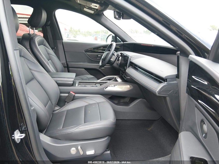 LINCOLN NAUTILUS 2025 VIN 5LMPJ8JA6SJ916365