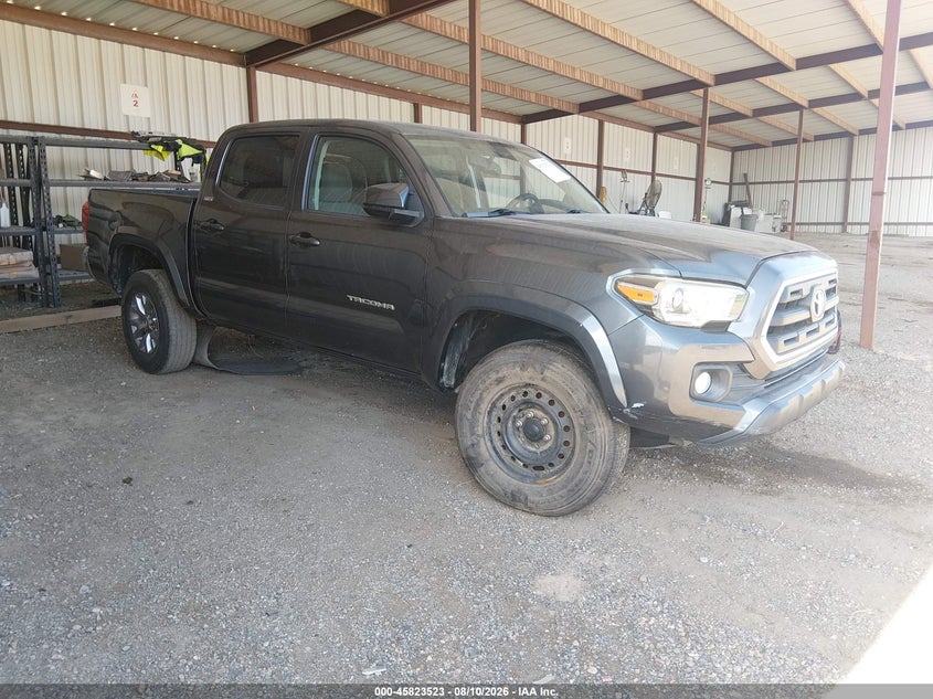 2017 TOYOTA TACOMA auction photo 1