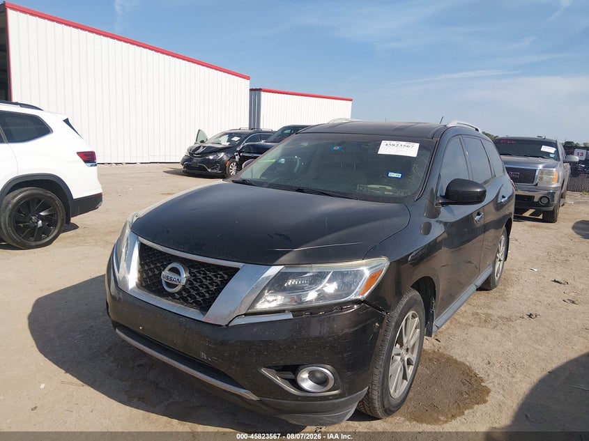 2016 NISSAN PATHFINDER auction photo 2