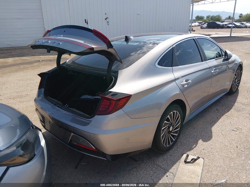 2021 HYUNDAI SONATA auction photo 4