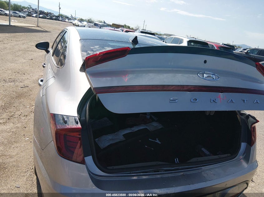 2021 HYUNDAI SONATA auction photo 6