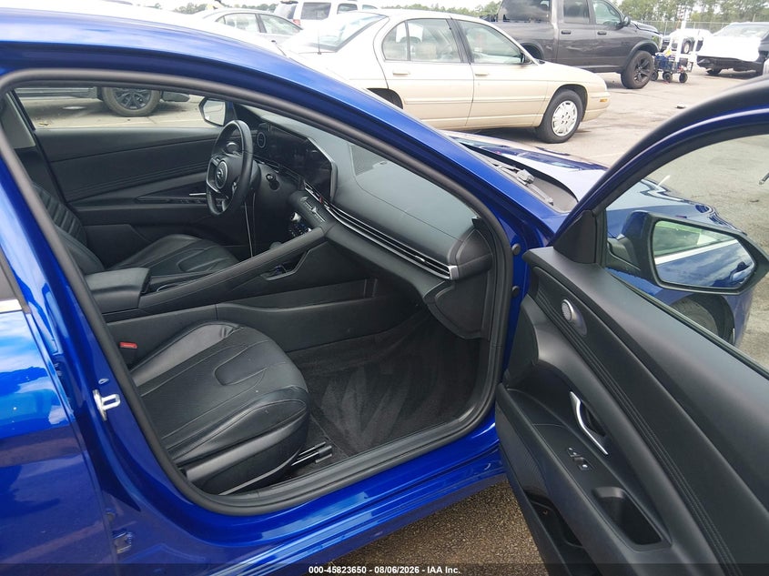 2022 HYUNDAI ELANTRA auction photo 5
