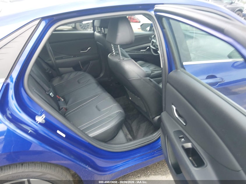 2022 HYUNDAI ELANTRA auction photo 8