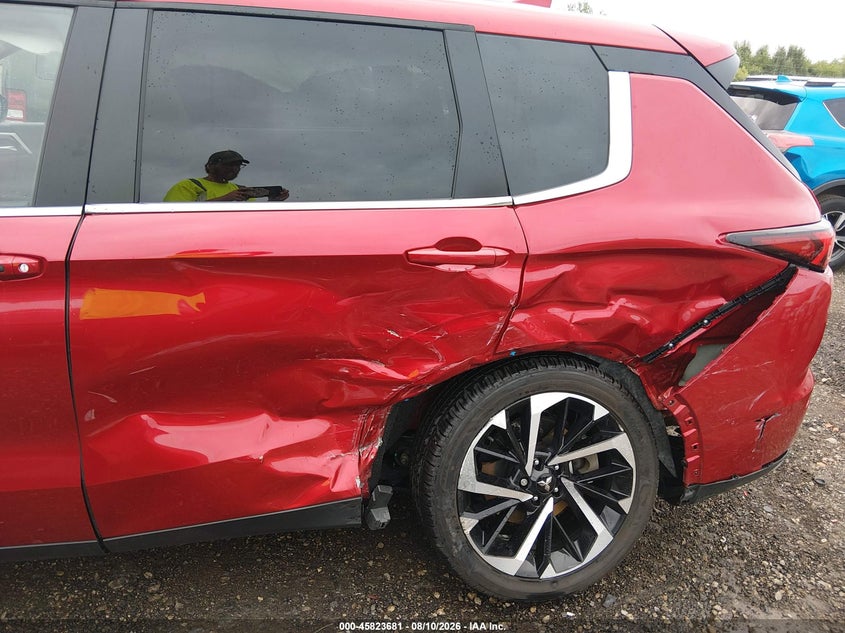 2023 MITSUBISHI OUTLANDER auction photo 6