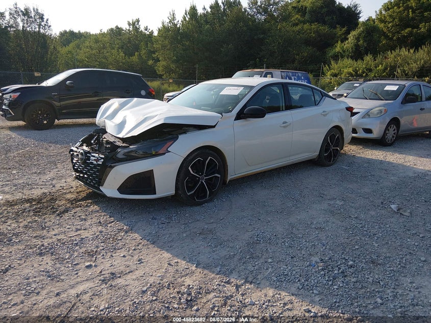 Vin: 1n4bl4cv4pn379599, lot: 46322563, nissan altima sr fwd 20232