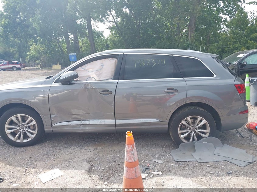 AUDI Q7 - zdjęcie 14