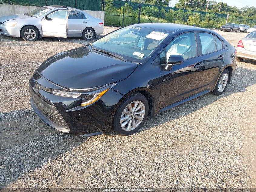 TOYOTA COROLLA - zdjęcie 2