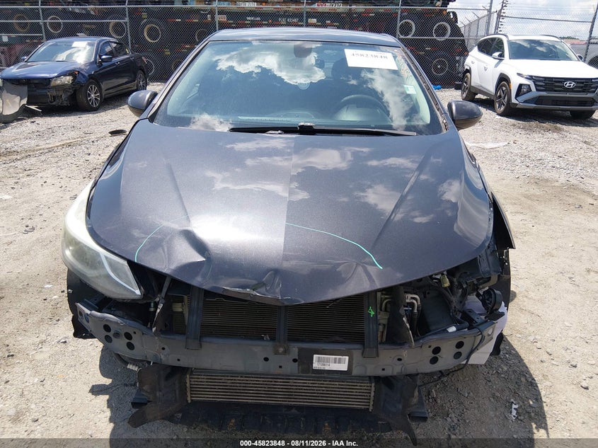 CHEVROLET CRUZE 2017 VIN 1G1BE5SM2H7205628