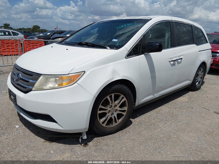 2013 Honda Odyssey, Звичайний знос, IAAI, VIN 5FNRL5H61DB024710 — фото 2