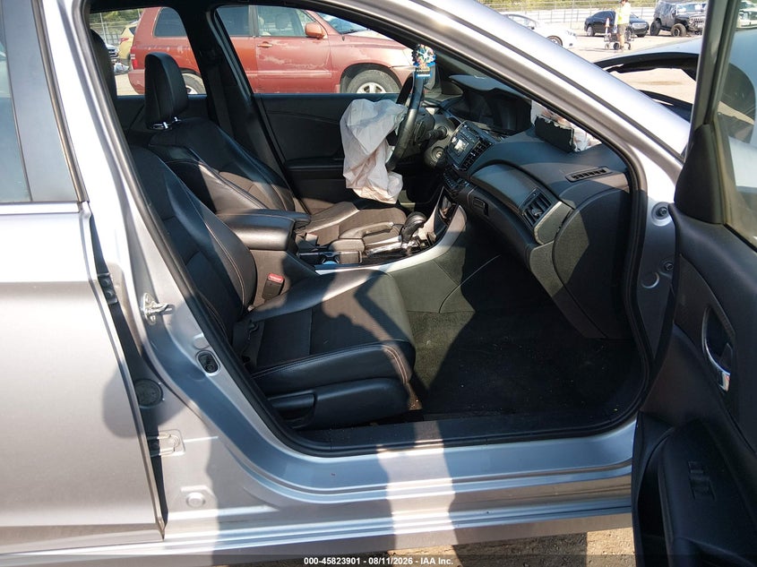 2016 HONDA ACCORD auction photo 5