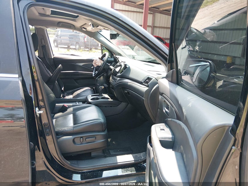 2019 HONDA PILOT auction photo 5