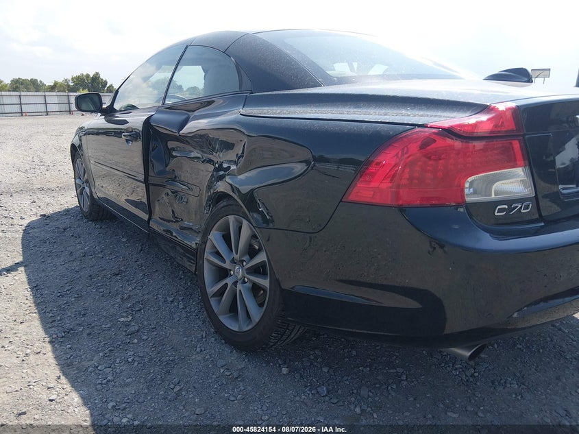2013 VOLVO C70 auction photo 6