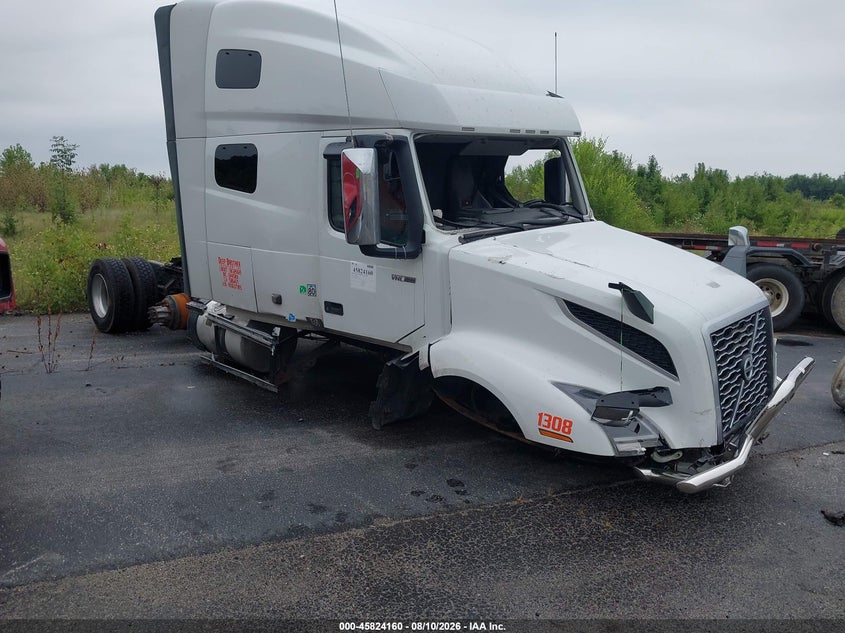 2024 VOLVO VNL