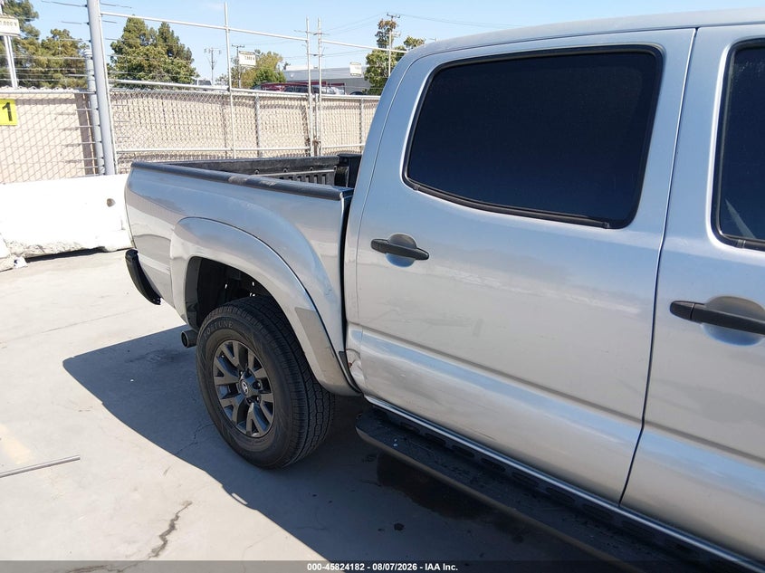 2014 TOYOTA TACOMA auction photo 6