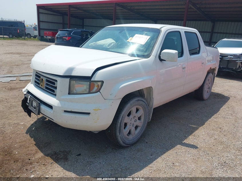 2006 Honda Ridgeline Rtl, Right Front, IAAI, VIN 2HJYK16526H512610 — photo 2