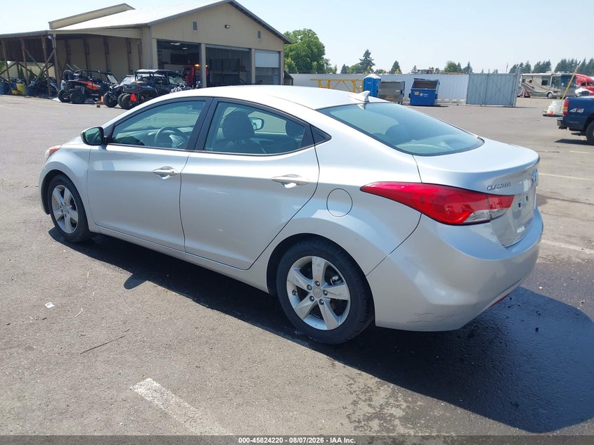 Vin: 5npdh4ae8dh410162, lot: 46323101, hyundai elantra gls 20133