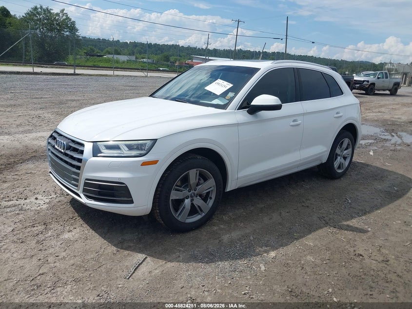 Vin: wa1bnafy2j2007173, lot: 46323132, audi q5 2.0t premium/2.0t tech premium 20182
