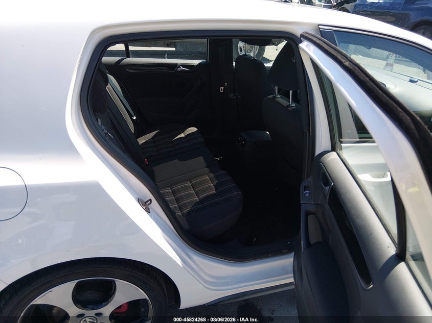 2011 VOLKSWAGEN GTI auction photo 8