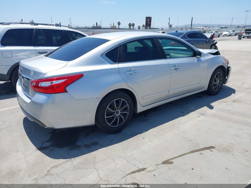 Vin: 1n4al3ap1hn325057, lot: 46323177, nissan altima 2.5 s 20174
