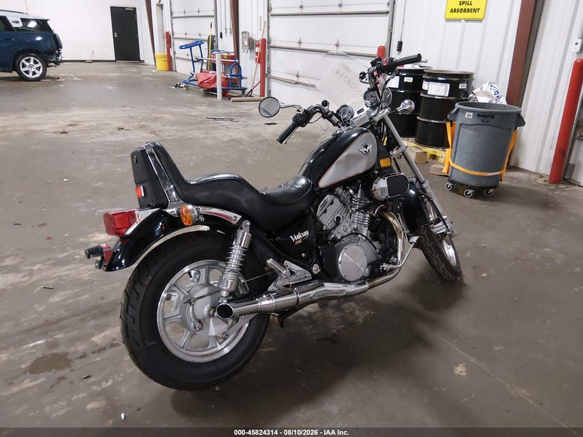 2005 KAWASAKI VN750 auction photo 4