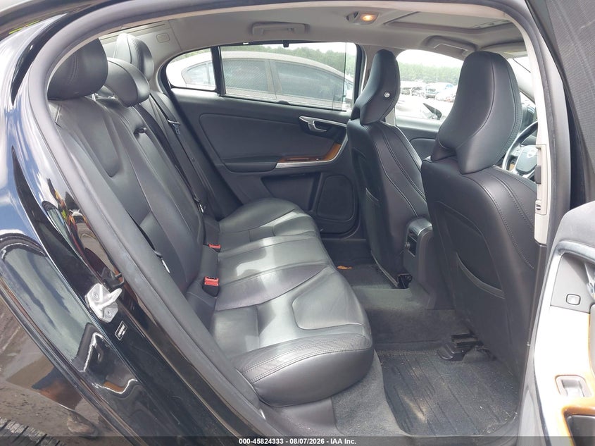 2016 VOLVO S60 INSCRIPTION auction photo 8