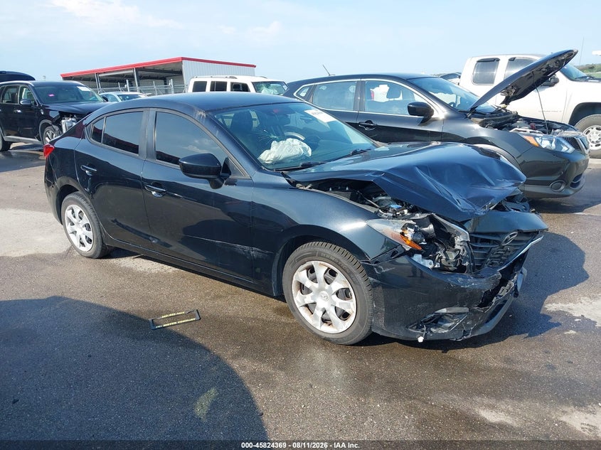 2016 MAZDA MAZDA3 auction photo 1