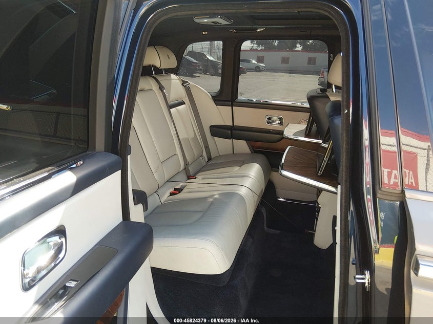 ROLLS-ROYCE CULLINAN 2019 VIN SLA689X50KU114060