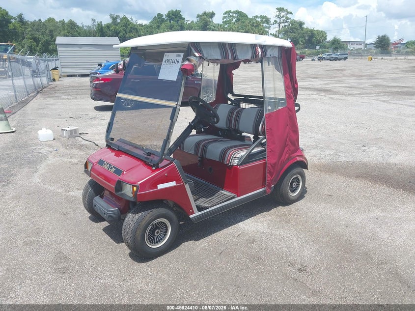 2003 CLUB CAR GOLF CART auction photo 2
