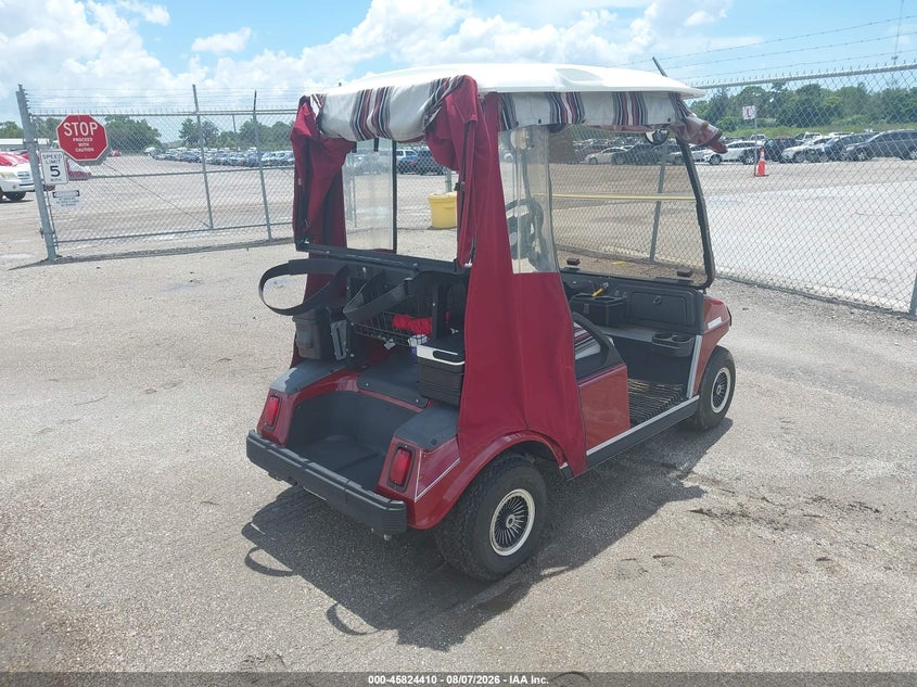 2003 CLUB CAR GOLF CART auction photo 4