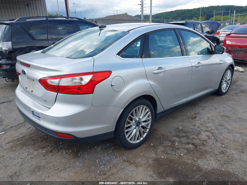Vin: 1fahp3h29cl369664, lot: 46323338, ford focus sel 20124