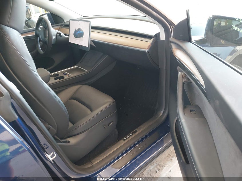 2024 TESLA MODEL Y auction photo 5
