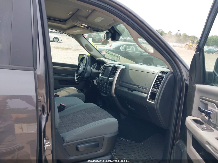 2018 RAM 1500 auction photo 5
