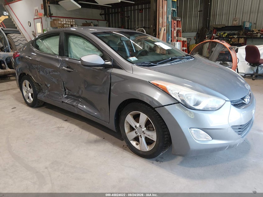2013 HYUNDAI ELANTRA auction photo 1