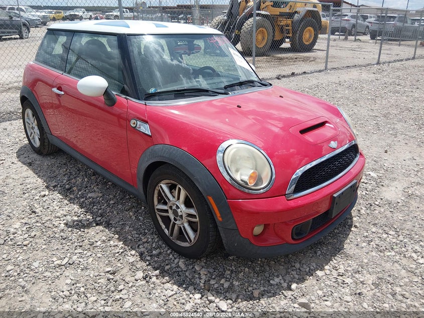 2013 MINI HARDTOP auction photo 1