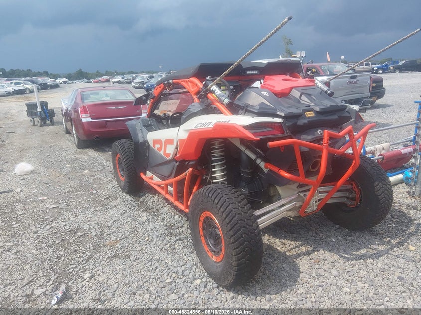 2021 CAN-AM MAVERICK X3 auction photo 3
